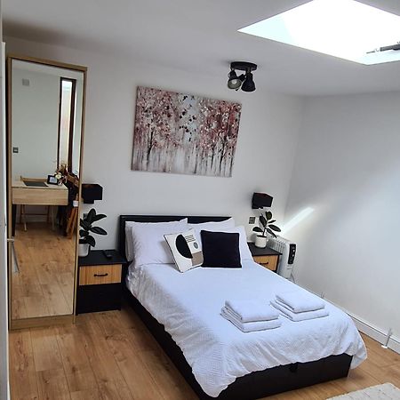 Canterbury Romantic Modern Home Goodnestone  エクステリア 写真